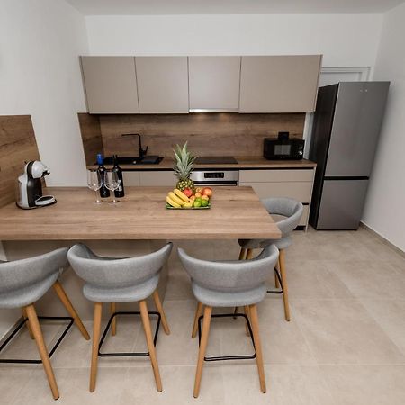 Peaceful Haven Near The Sea-Apartments Torlak Rab Banjol Exterior foto