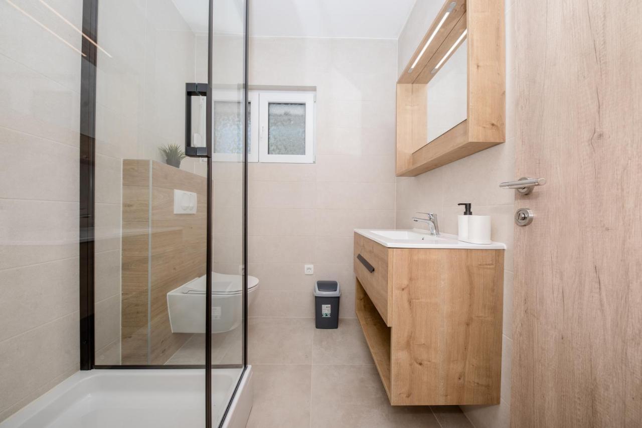 Peaceful Haven Near The Sea-Apartments Torlak Rab Banjol Exterior foto